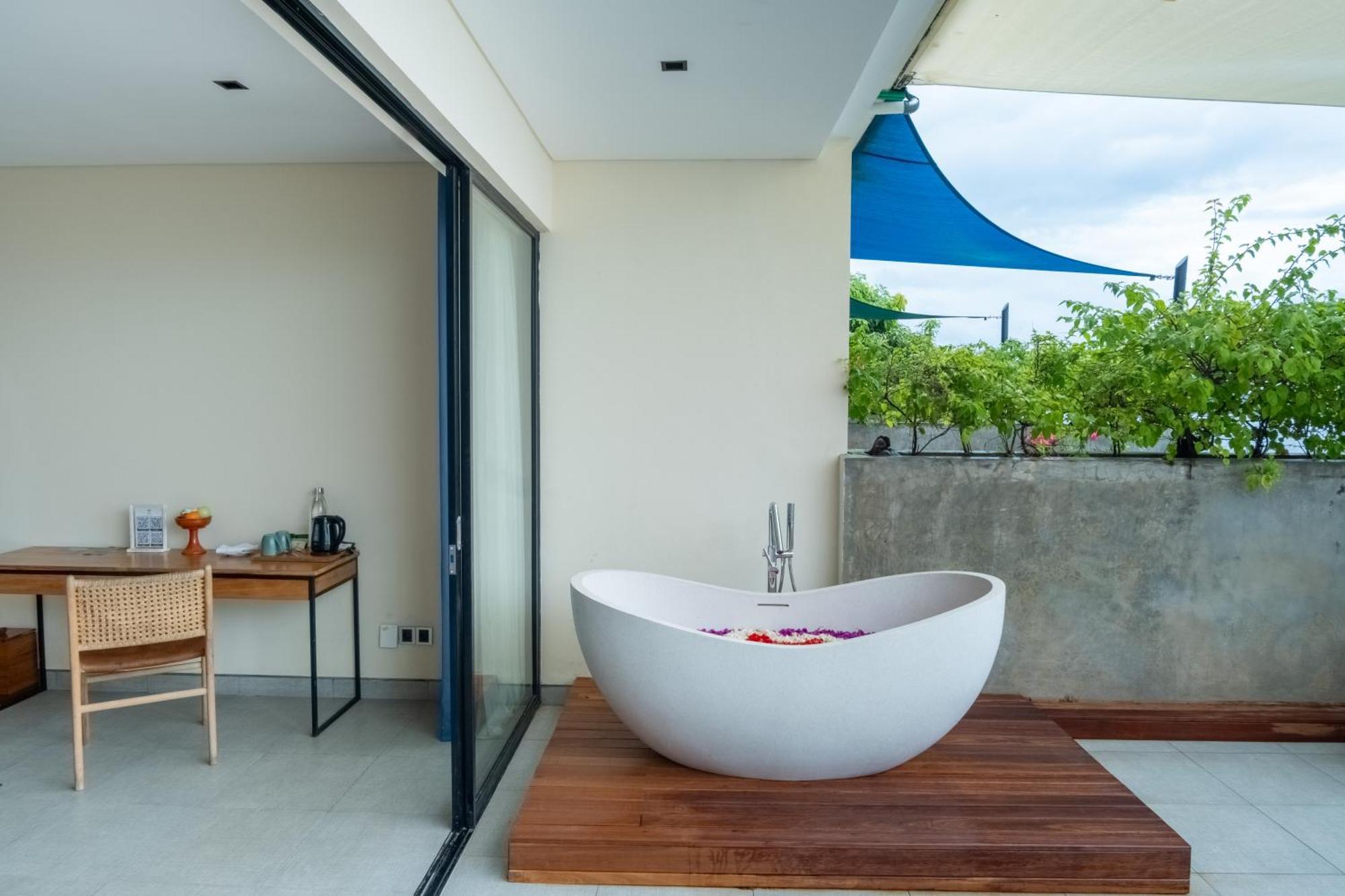 Adiwana Warnakali Resort Toyapakeh Экстерьер фото